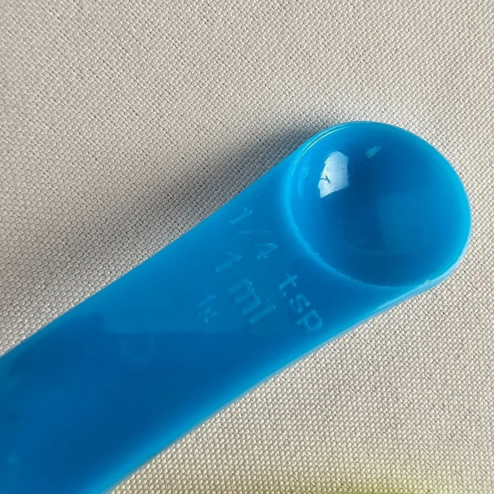 Tupperware Colorful Measuring Spoons - Picture 7 of 8